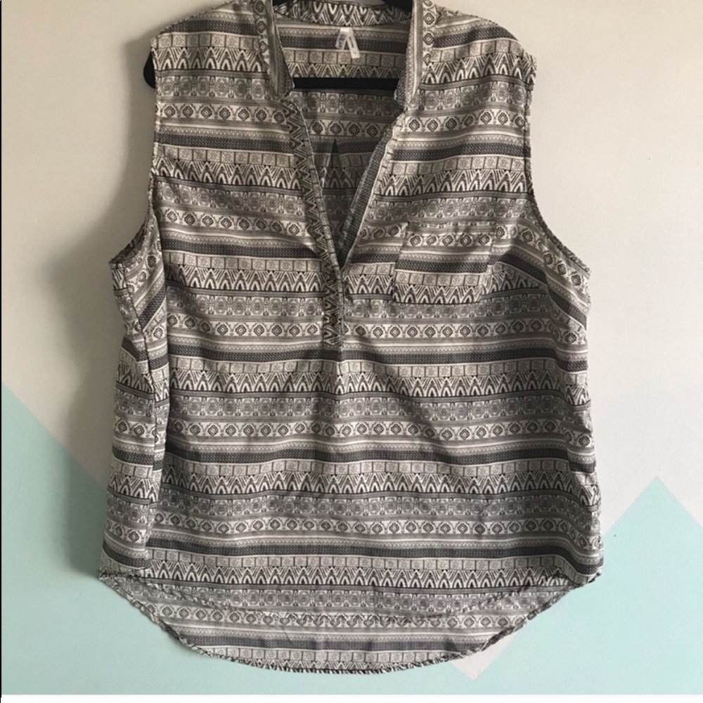 Funky print. Super comfortable tank top